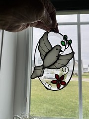 Peace Dove Design Stained Art Glass Suncatcher 4.5″ wide 7.25″tall Olive Branch