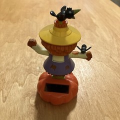 Scarecrow Solar Toy