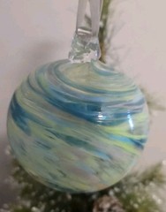 Hanging Blown Glass Ball 4½” Friendship Ball Christmas Ornament Garden Orb Blue