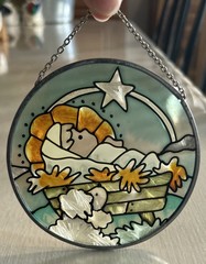 Vintage Stained Glass Sun Catcher Nativity Baby Jesus Manger Star 4.5” Hanging