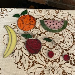 A lot of five vintage glass fruit suncatcher Cherry Will Need Fixing