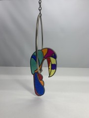 Vtg Faux Stained Glass Parrot Suncatcher Bird in 8” Hand Crafted Primary Colors