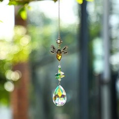 Charming Bee Rhinestone Suncatcher: Illuminate Your Space with Colorful Prisms