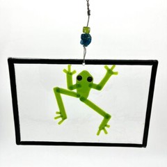 Handcrafted Frog Fused Glass Suncatcher Window Hanging Home Decor Green 6×8 in