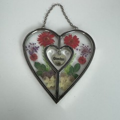 Hanging Sun Catcher Grandma Charm Glass Heart with Pressed Flowers 4″ Tall