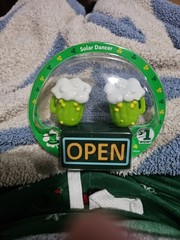 Solar Powered Dancing – St. Patrick’s Day – BEER Sign “Open”