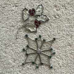 Stained Glass & Metal Suncatchers Set, Holly Berries & Snowflake, Red/Green