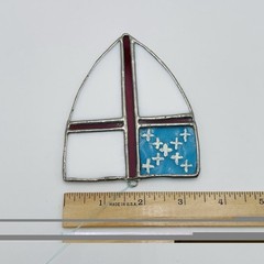 Vintage Episcopal Church Shield Suncatcher Wall Hanging Ornament 4″x3.5″