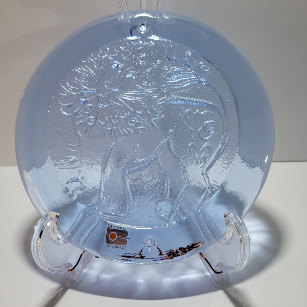 BLENKO Zodiac Suncatcher #65LE ~ LEO the Lion in Ice Blue