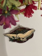 Suncatcher PEACE DOVE Ornament Stained Glass New