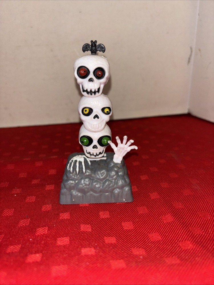 Solar Dancers Skulls- 4.5” Tall