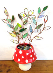 Stained Glass Flower Garden Stakes (x3 2-Leaves 1-Flower) Suncatcher Gifts