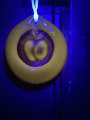 Vintage Pressed Art Glass Medallion Apple Suncatcher Amberina