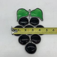 Vintage Stained Glass Window Suncatcher Ornament Bunch of Green Grapes 5″ X 7″