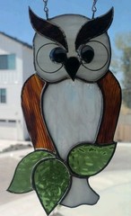 Vintage Stained Slag Glass Owl Sun Catcher Large 9”x5.5” (B2-B11)