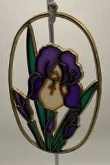 Stained glass look Purple Iris suncatcher NOT real stained glass. STO-291