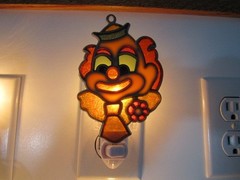 VTG LOT OF 6 BEAUTIFUL ASSTD-STAINED GLASS STYLE NIGHT LITE LIGHTS /SUNCATCHERS