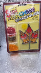 SUNCATCHER Leaf Stained Glass Kit Vintage #8888 series Made in Hong Kong. 1L