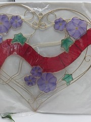 New Hand Painted Capiz Shell Heart Suncatcher Purple Flowers 10 X 11″