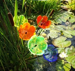 Suncatcher Tulip Set of (3) 4″ x 2½” Solar Neon Fluorescent Red,Yellow, Green
